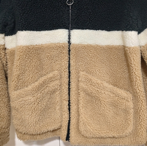 Hollister Sherpa jacket - Picture 5 of 5